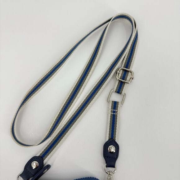 Sondra Roberts Squared Blue Puffer Crossbody Bag Phone Purse Striped Strap - Picture 4 of 7